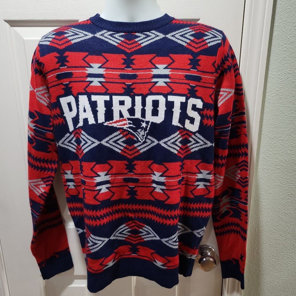 New England Patriots Xmas sweater size medium